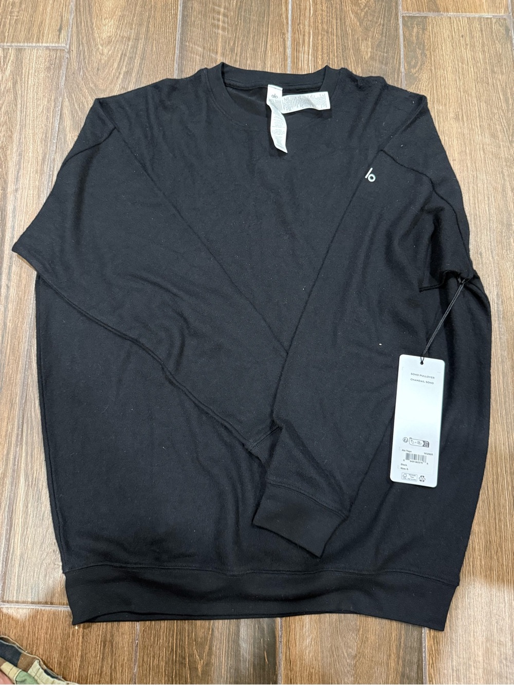NWT ALO Yoga Black Crewneck Sweater - Picture 1 of 5